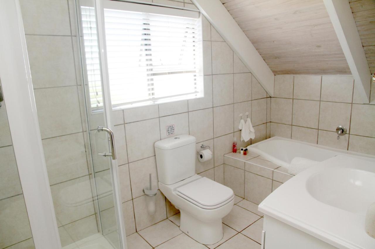 Hotel Whispering Whale Jacobs Bay Esterno foto